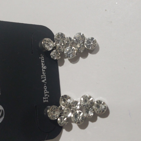 RSVP Silver Tone Crystal Cluster Drop Earrings – Hypoallergenic Sparkle - Women - Picture 4 of 8